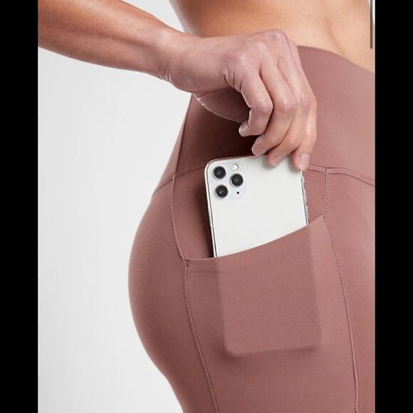 Athleta Salutation Stash Pocket II Capri - Picture 4 of 8